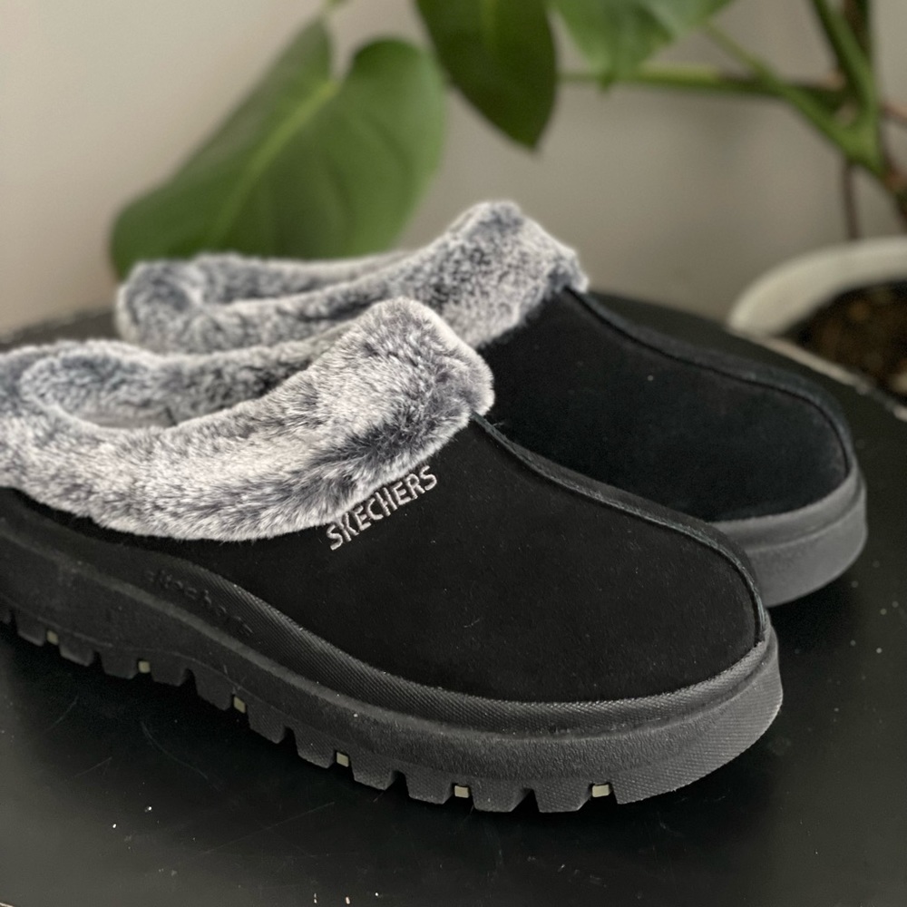 Skechers Women's Fortress Clog Slipper - Picture 6 of 11
